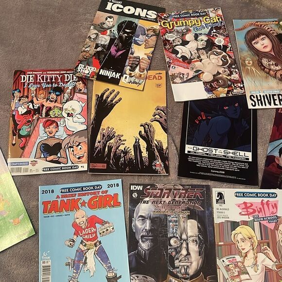 Comic book bundle - Picture 5 of 11